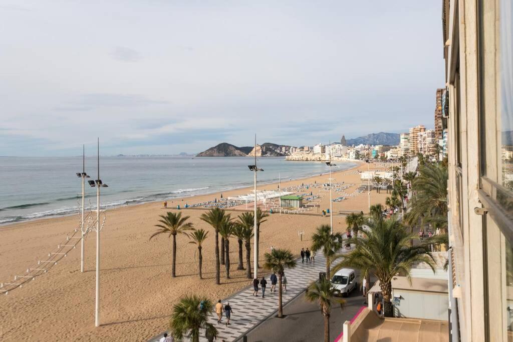 Seafront Luxury Levante Beach / Primera Linea Playa Levante بينايدورم المظهر الخارجي الصورة